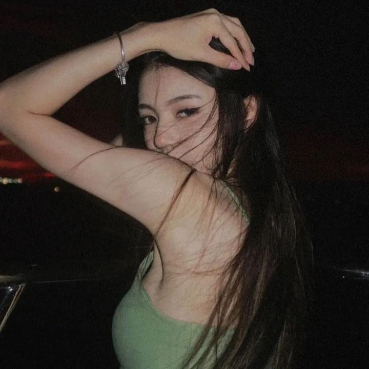 二十七朵玫瑰